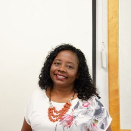Keisha T., verified reviewer